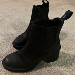 Sorel Hi-Line Heel Chelsea Booties